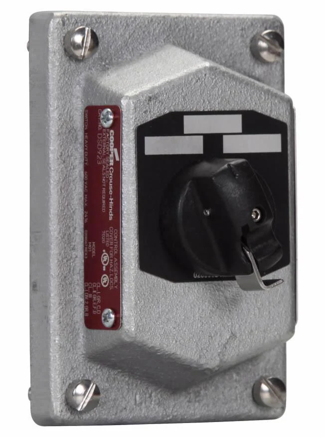 DSD924 - Crouse-Hinds - Switch Cover - Image 3
