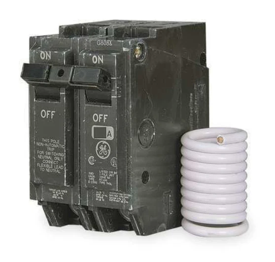 THQL21WY15 - GE 15 Amp Molded Case Circuit Breaker