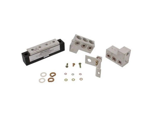 TNIA800 - GE Circuit Breaker Part