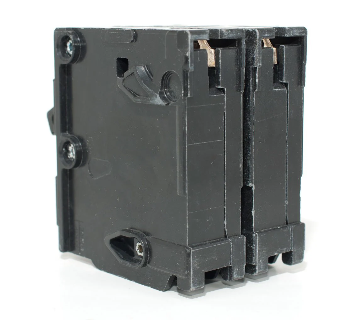 Q220 - Siemens - 20 Amp Circuit Breaker - Image 4