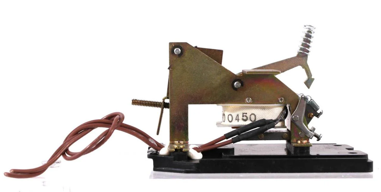 MA11128 - Square D - Under Voltage Release - Image 5